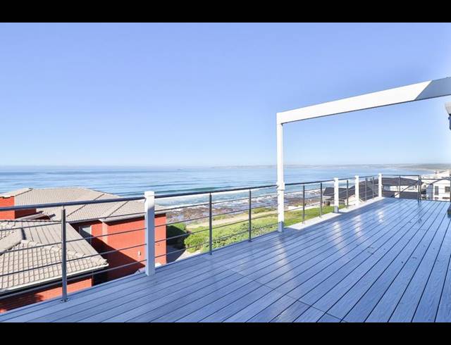 8 BEDROOM HOUSE FOR SALE IN REEBOK